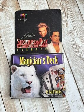 Las Vegas Siegfried and Roy 16 card Tricks